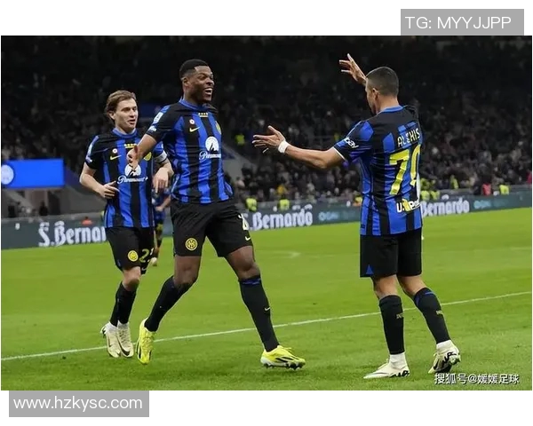 欧塞尔主场迎战特鲁瓦争夺关键三分的激烈对决分析 欧塞尔主场迎战特鲁瓦争夺关键三分的激烈对决分析